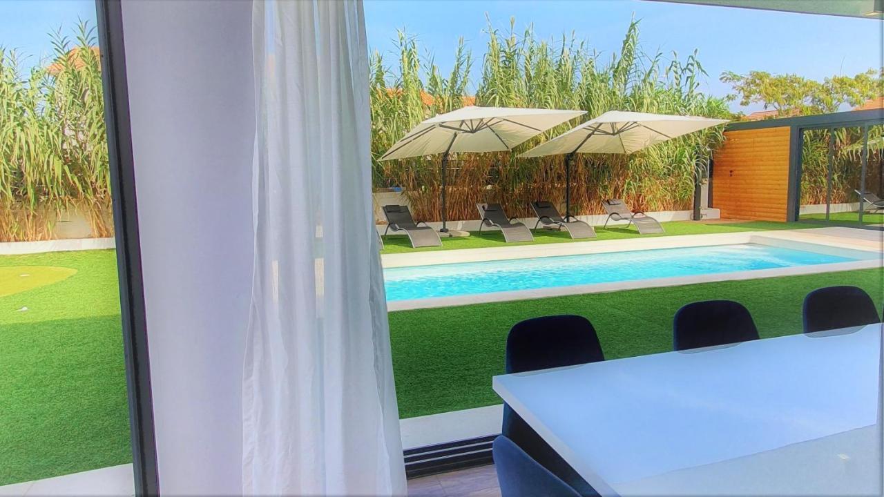 Villa Aurus - Luxury 5 Bedroom Vir Exterior foto